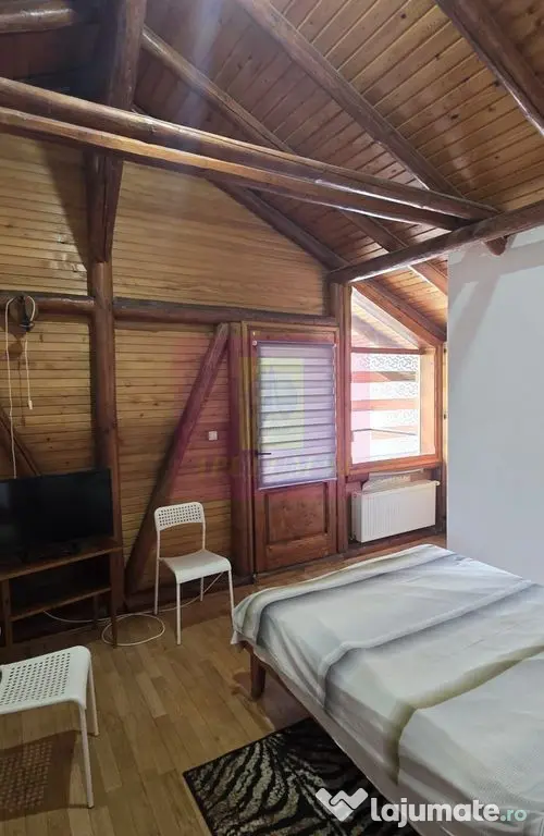 Cabana cu 4 camere de vanzare in Sinaia - Sinaia (Prahova)