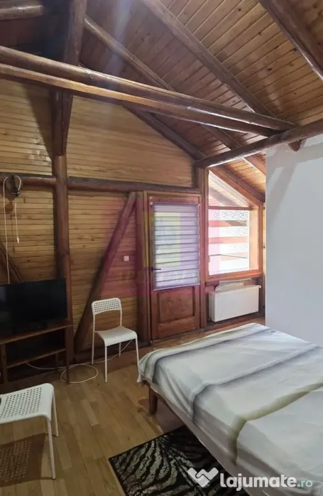 Cabana cu 4 camere de vanzare in Sinaia - Sinaia (Prahova)