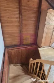 Cabana cu 4 camere de vanzare in Sinaia 