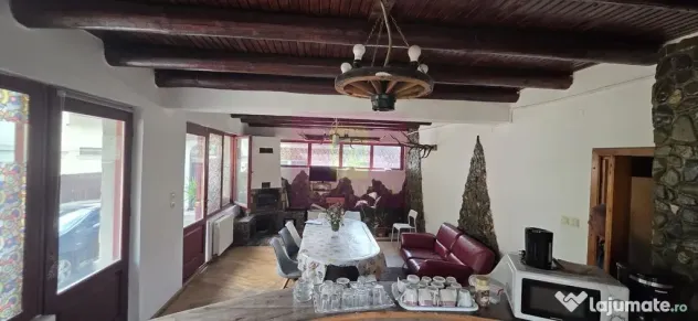 Cabana cu 4 camere de vanzare in Sinaia - Sinaia (Prahova)