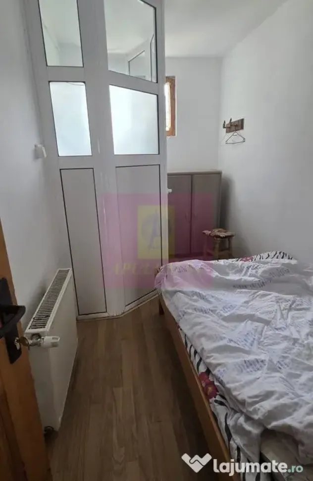 Cabana cu 4 camere de vanzare in Sinaia - Sinaia (Prahova)