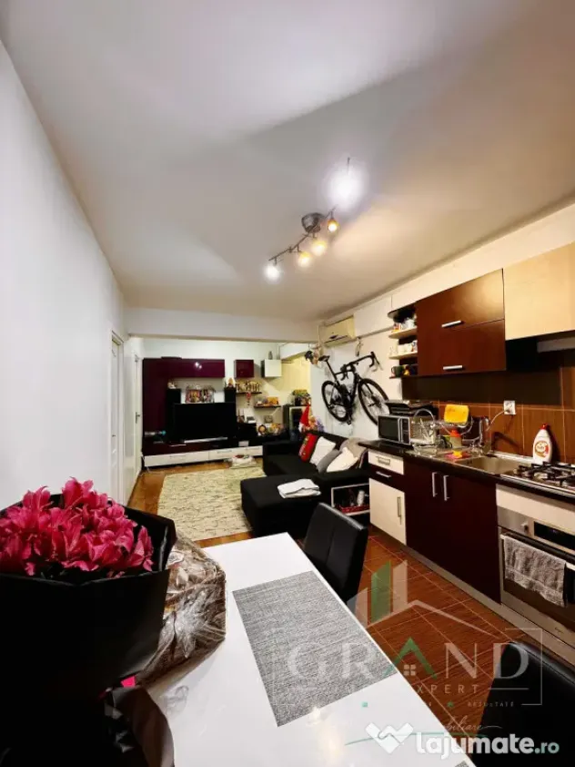 Ap 3 camere | PARCARE | zona Mănăștur/Edgar Quinet - Cluj-Napoca (Cluj)
