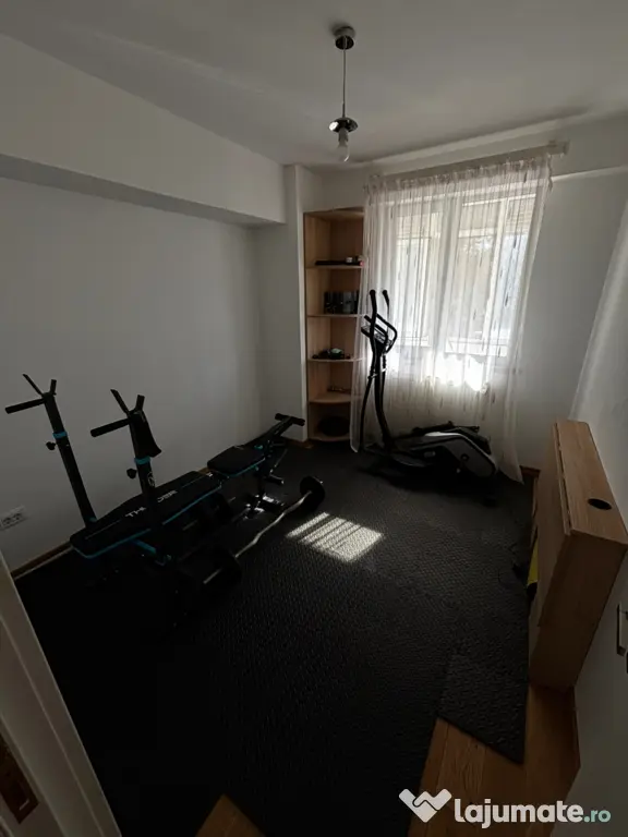 Vând apartament 3 camere | Mobilat & Utilat Complet