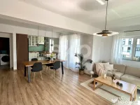 Penthouse | 153 mp 98 utili -34 terasa- Parcare - 1200 Euro, 