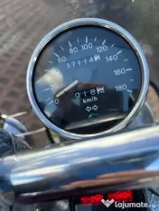 Motocicleta Suzuki Intruder vs800 