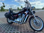 Motocicleta Suzuki Intruder vs800 