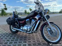 Motocicleta Suzuki Intruder vs800
