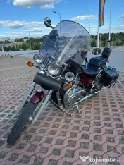 Motocicleta Suzuki Intruder vs800 
