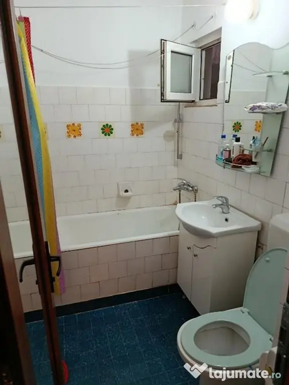 Tomis 3-apartament 2 camere decomandat cu gaze - Constanta (Constanta)