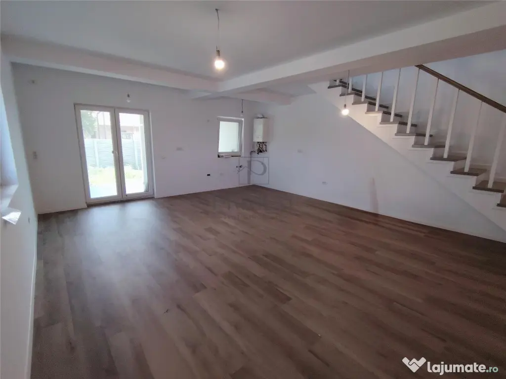 Duplex modern - compartimentare diferita - finalizat - Mosnita Noua (Timis)