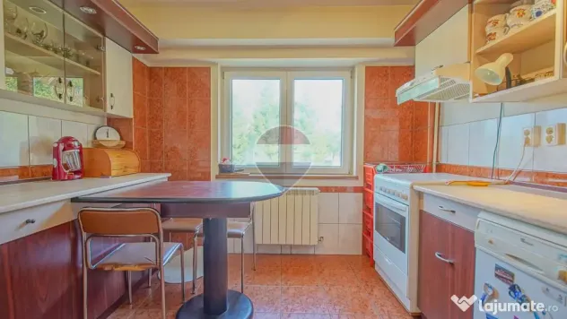 Apartament 4 camere, vedere Bucegi, etaj 1, Predeal - Predeal (Brasov)
