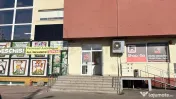 Spatiu comercial cu 5 locuri de parcare 
