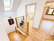 FILM 3D! Mai mult decat o casa: un camin construit cu sufle