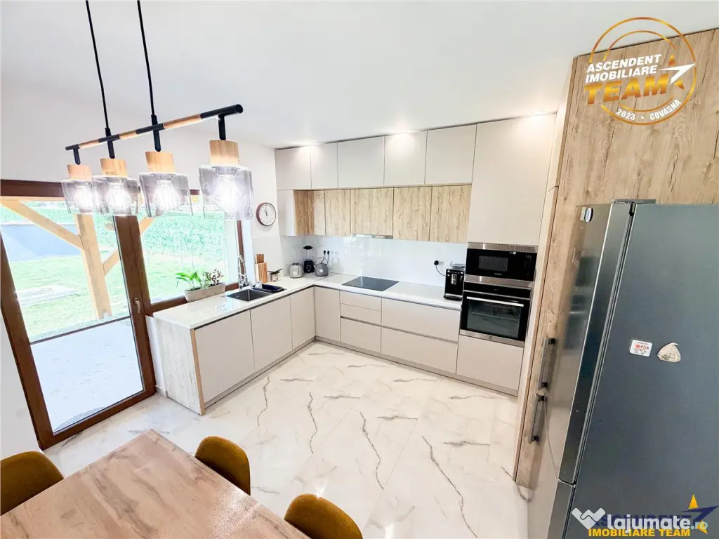 FILM 3D! Mai mult decat o casa: un camin construit cu sufle - Arcus (Covasna)