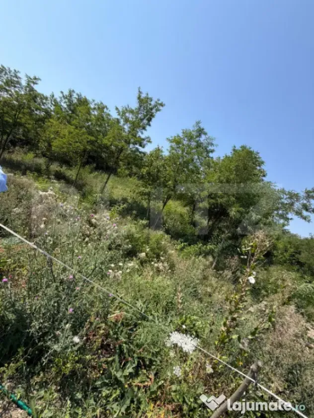 Teren intravilan, 1.748 mp, zona Crairât - Crairat (Cluj)