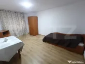 Închiriere apartament 3 camere, 2 băi, balcon închis –
