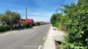 BUDESTI - CASA LA 15 MINUTE DE ORAS TEREN 1233 MP 