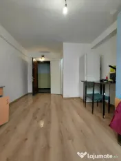 Garsoniera Bacău zona Cora