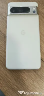 Google Pixel 8 Pro 