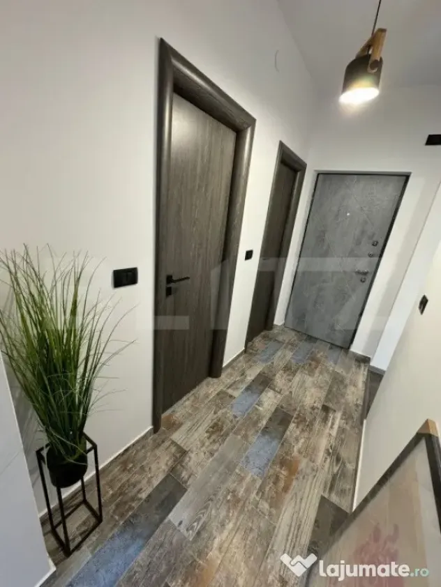 Garsoniera, 32mp, zona strada Spania - Craiova (Dolj)