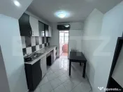 Apartament 2 camere decomandat-Peste strada de Mall, etaj 3 
