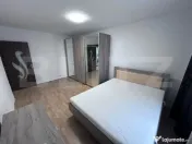 Apartament 2 camere decomandat-Peste strada de Mall, etaj 3 
