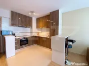 Apartament modern, 2 camere, balcon, A.C., parcare , pet fr 