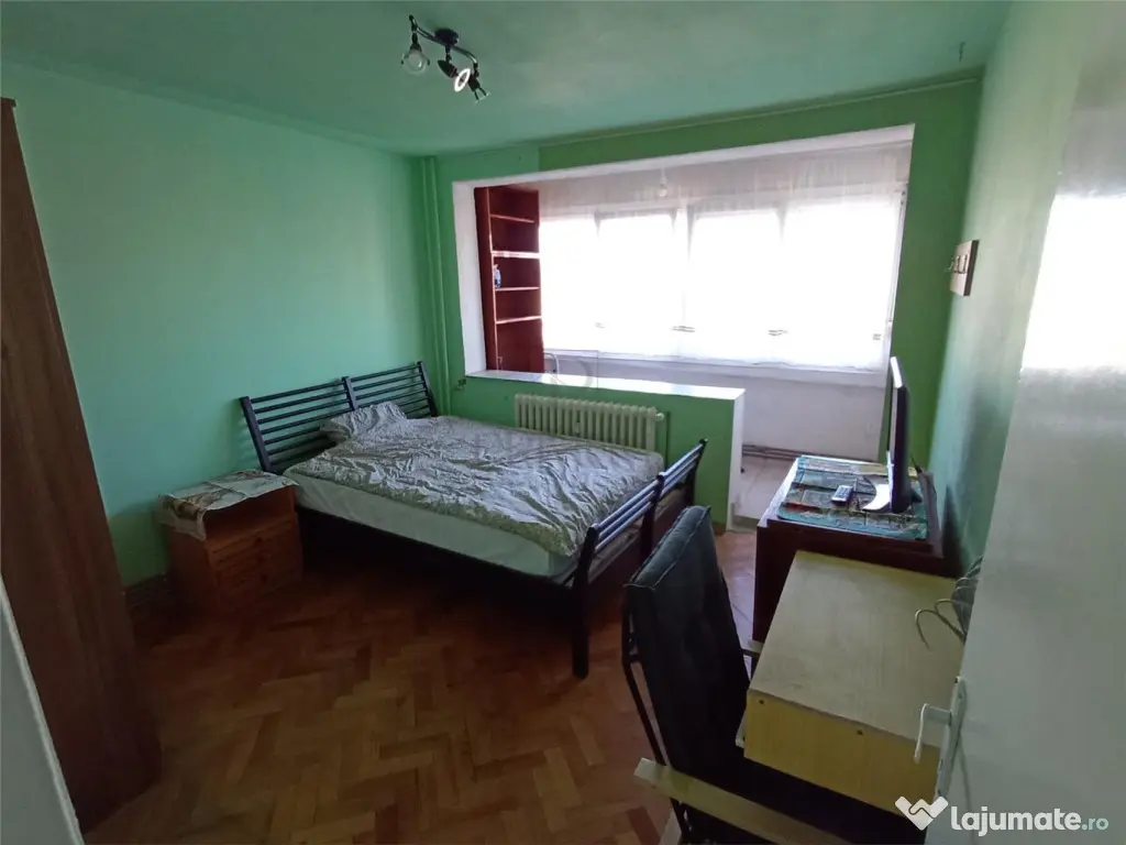 Circumvalatiunii - 2 Camere - Etaj intermediar cu LIFT - Dec - Timisoara (Timis)