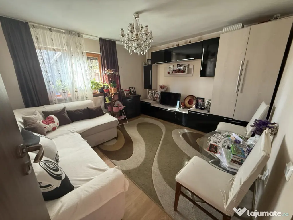 Casa 249 mp cu teren 2172 mp - zona Tautiului - Floresti - Floresti (Cluj)