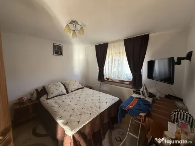 Casa 249 mp cu teren 2172 mp - zona Tautiului - Floresti - Floresti (Cluj)