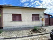 Casa cu teren 1079mp front de 18m Timisoara Fratelia 