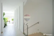 Apartament cu 2 camere de vânzare, parcare subterană, O...