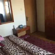 Proprietar ofer spre închiriere cameră apartament 2 camere Rectoratul Universității 