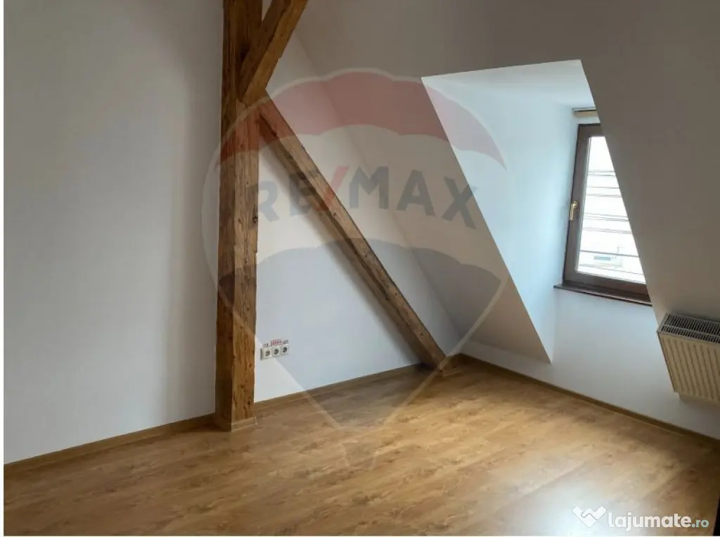Spațiu birouri 160 mp cu curte proprie-Orașul de Jos - Sibiu (Sibiu)