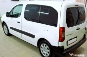 Peugeot 2012 Partner 1.6diesel 90cp Euro5 - Modelul cu 5 locuri 