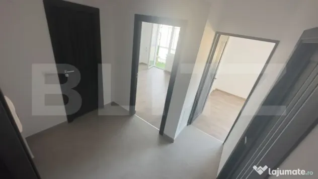 Apartament de vânzare, 3 camere & balcon, Central - Zalău - Zalau (Salaj)