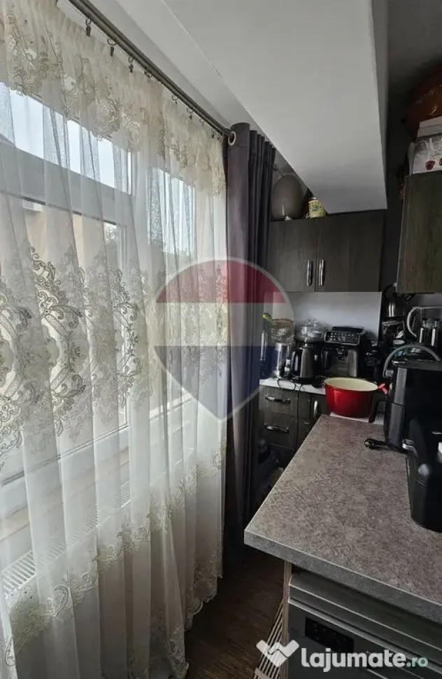 Apartament cu 2 camere de vânzare în zona Central Tg Neamt - Targu Neamt (Neamt)