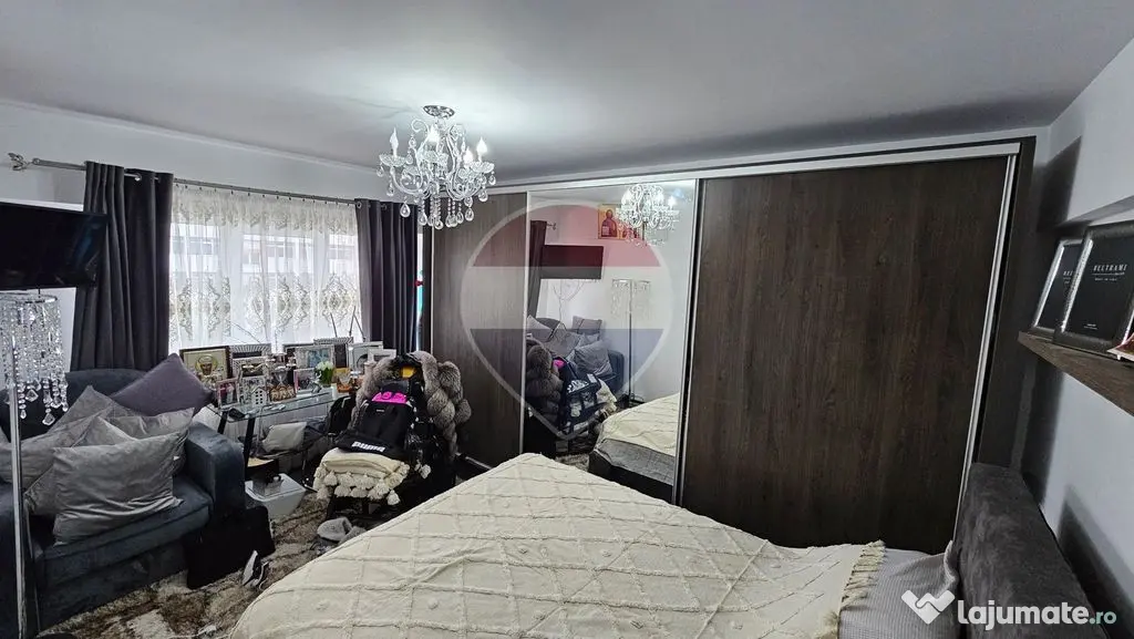 Apartament cu 2 camere de vânzare în zona Central Tg Neamt - Targu Neamt (Neamt)