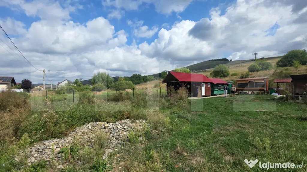 Teren intravilan de vânzare în Ernei – 697 mp - Ernei (Mures)
