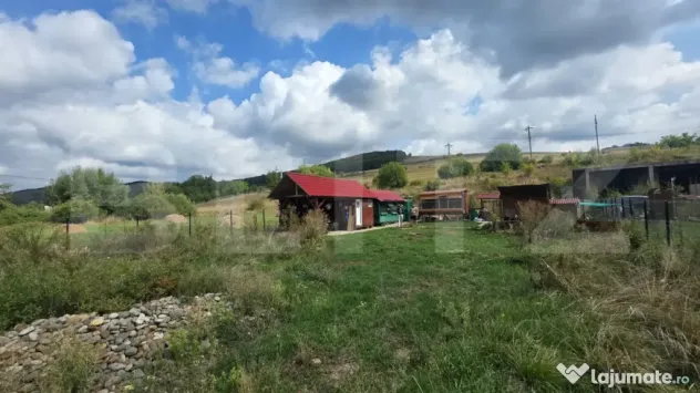 Teren intravilan de vânzare în Ernei – 697 mp - Ernei (Mures)