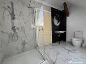 Vila cu piscina pe malul lacului Paleu - Teren 2.300 mp - s 