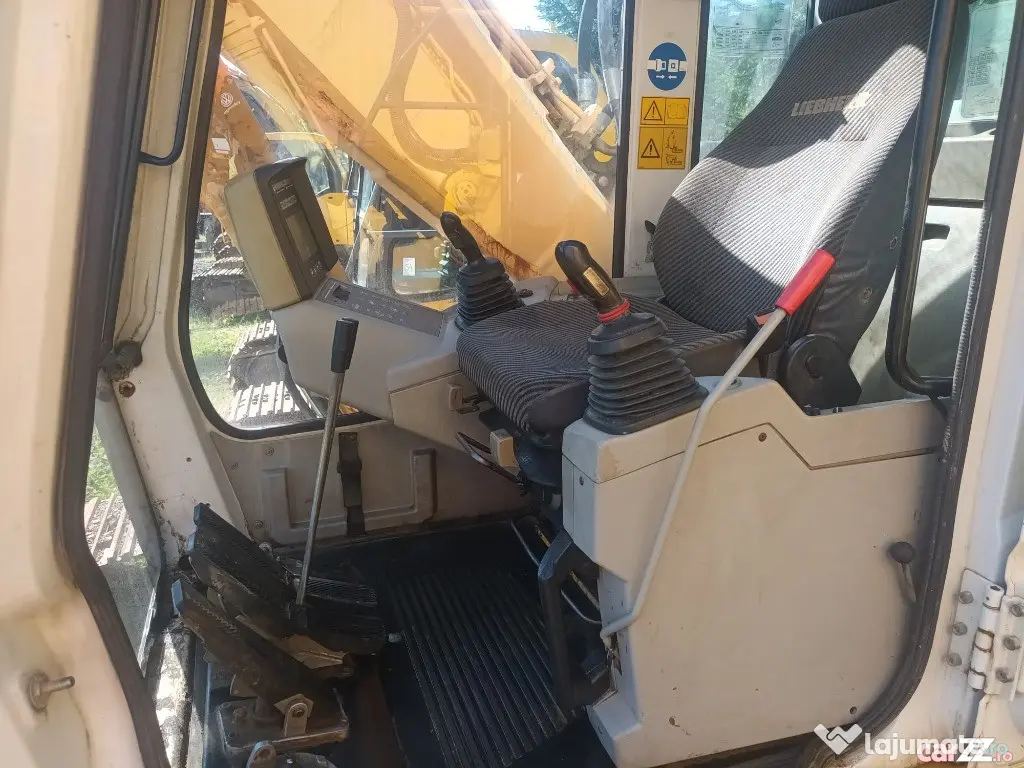 Excavator pe senile Liebherr R 924B HDSL Litronic, 25 tone, Brat 16m - Negresti Oas (Satu-Mare)