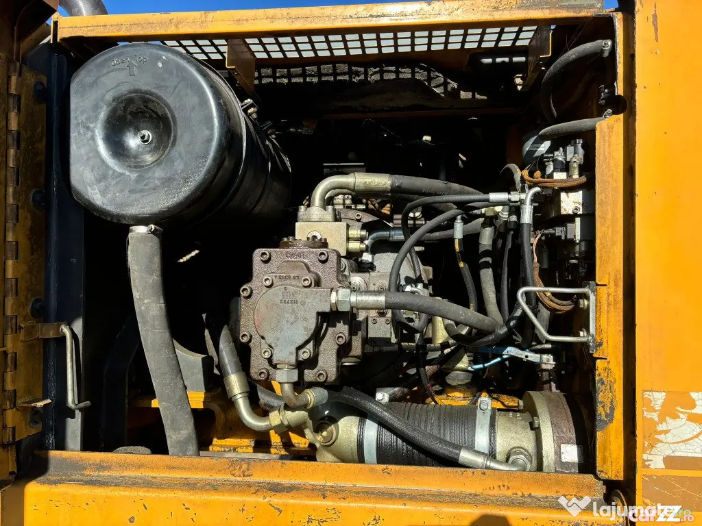 Excavator pe senile Liebherr R 924B HDSL Litronic, 25 tone, Brat 16m - Negresti Oas (Satu-Mare)