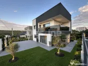 Casă individuală în Rediu – confort, terasă panoram...
