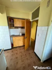 Apartament 5 Camere, Etaj 5/8, Bulevardul Republicii - Zona