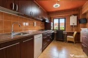 TINERETULUI - METROU, 4 CAMERE 86 MP, PANORAMA!