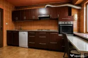 TINERETULUI - METROU, 4 CAMERE 86 MP, PANORAMA!