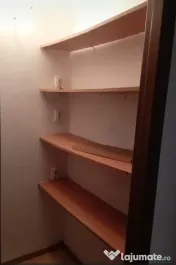 Apartament Cu 3 Camere Semidecomandate Zona Marasesti 