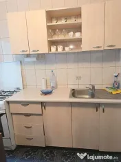 De vanzare apartament cu 2 camere, Micro 13, parter, 50.0...
