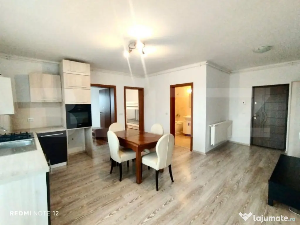 Apartament cu 3 camere \| Etaj 5 \| Lift \| Parcare Cartier - Bistrita (Bistrita-Nasaud)